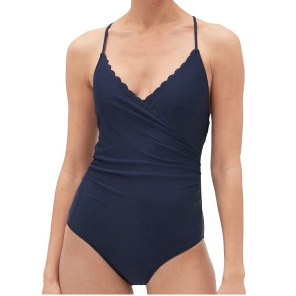 NWT GAP Scallop Trim One Piece Strappy Ruched Swimsuit Navy Blue Size Medium NEW - Picture 1 of 14